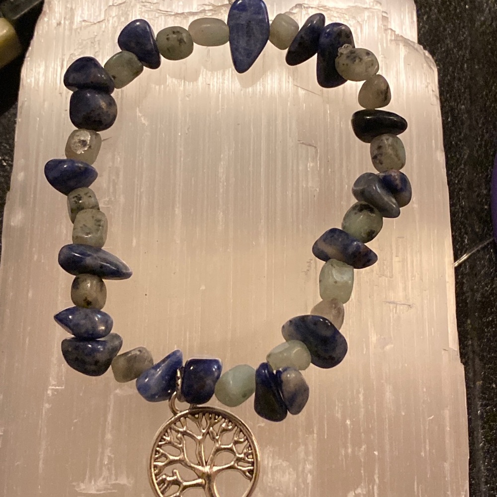 Handmade bracelets - Picture 4 of 6